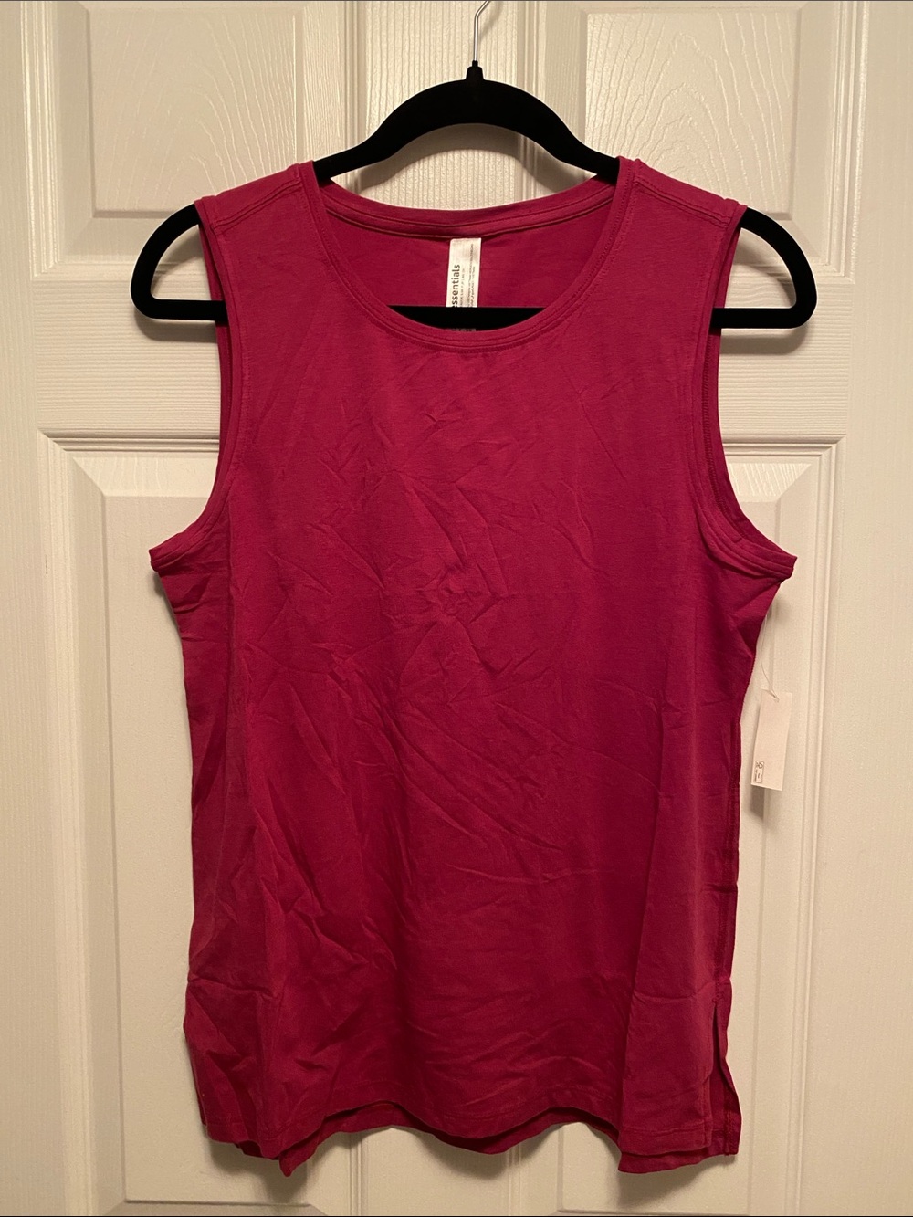 Amazon Essentials Plum Sleeveless Crewneck Tank Top…size S